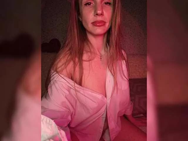 -MAlVINKA- on BongaCams 