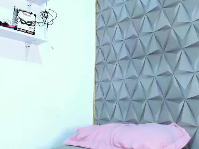 6curvyhot9 on BongaCams 