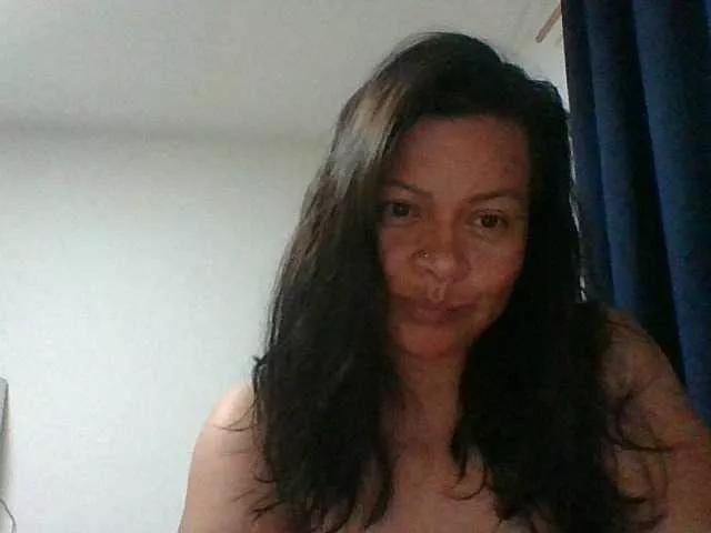 adri007 on BongaCams 