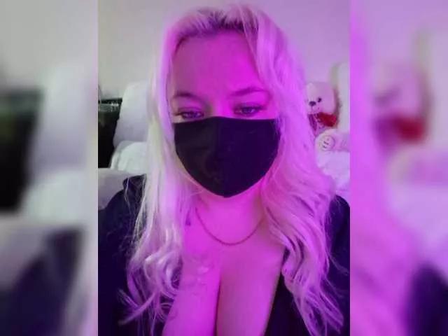 Alicekitty on BongaCams 