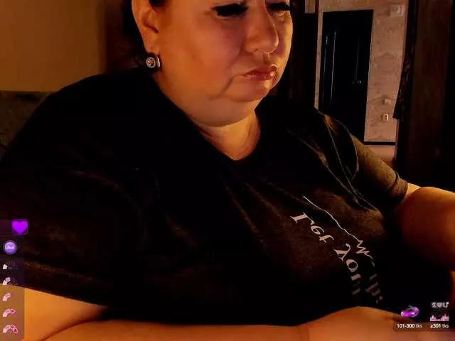 Alinahott1 on BongaCams 