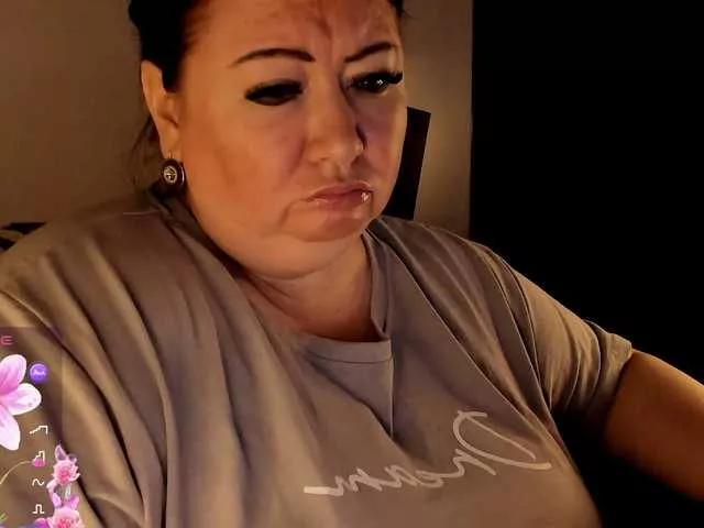 Alinahott1 on BongaCams 