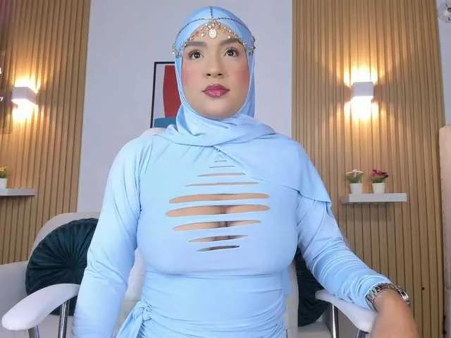 alma-avad on BongaCams