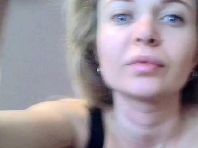 Anabellaa on BongaCams 