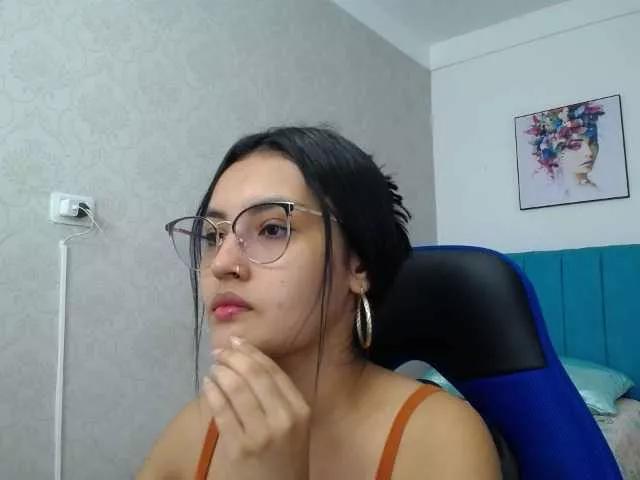 antonellasweetlittle on BongaCams 