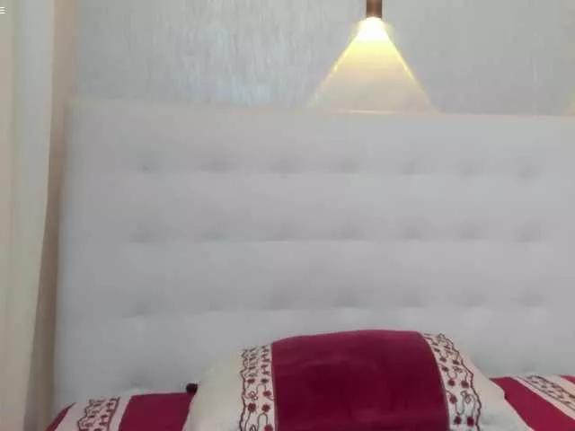 Aurora2308 on BongaCams 