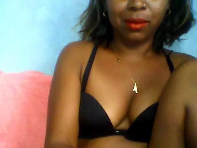 Baby-giiirl23 on BongaCams 