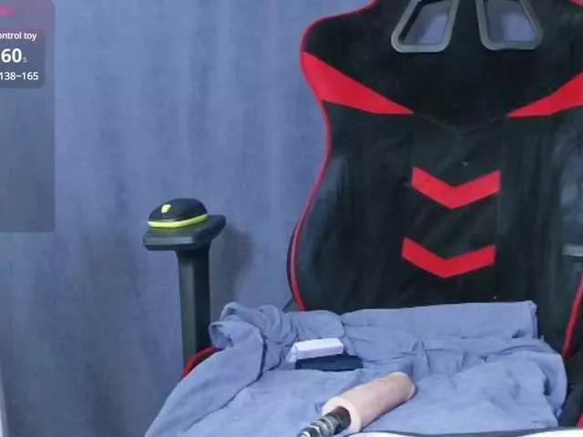 BattyHils on BongaCams 