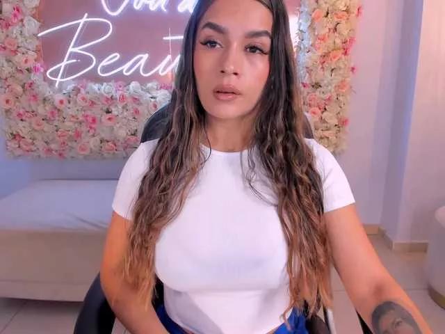 BiancaPierce on BongaCams 
