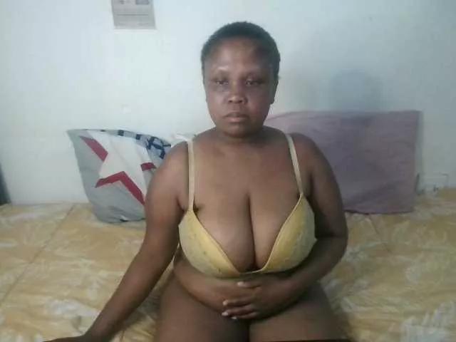 BIGTITTISXX on BongaCams 