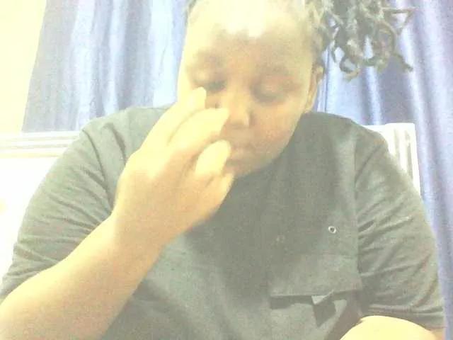 Bursty-Monique on BongaCams 