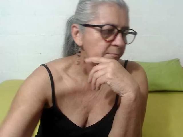 candy-mature on BongaCams 