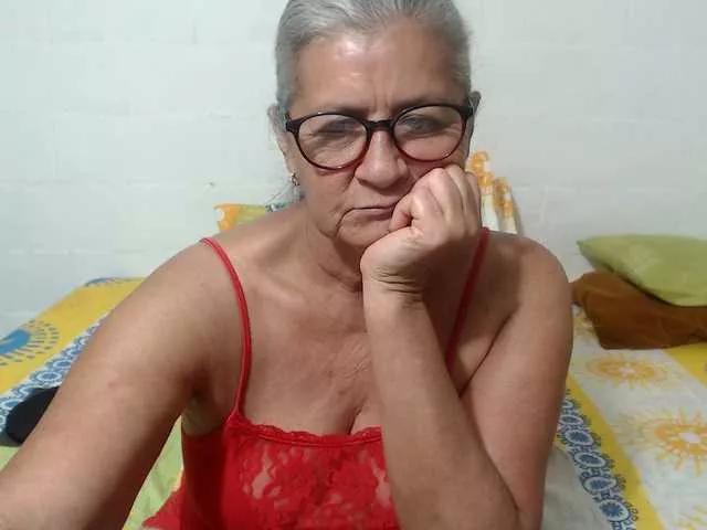 candy-mature on BongaCams 