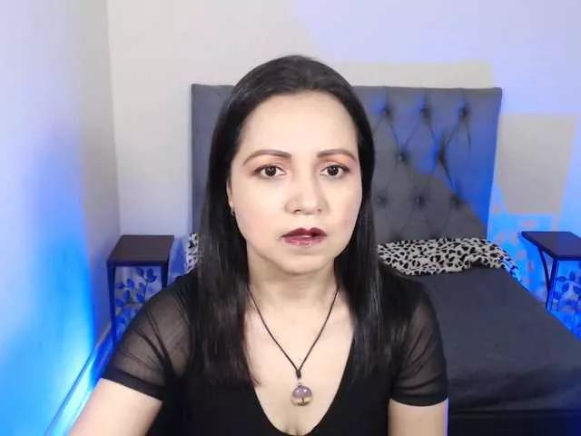 Carlin1511 on BongaCams 