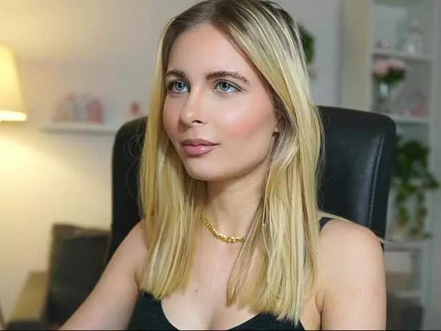 catecrago on BongaCams 