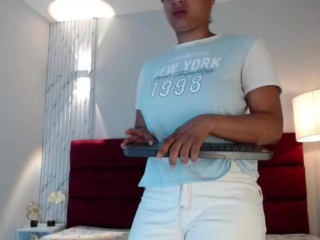 ChannelRhys on BongaCams 
