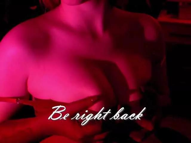 ChristieWade on BongaCams 