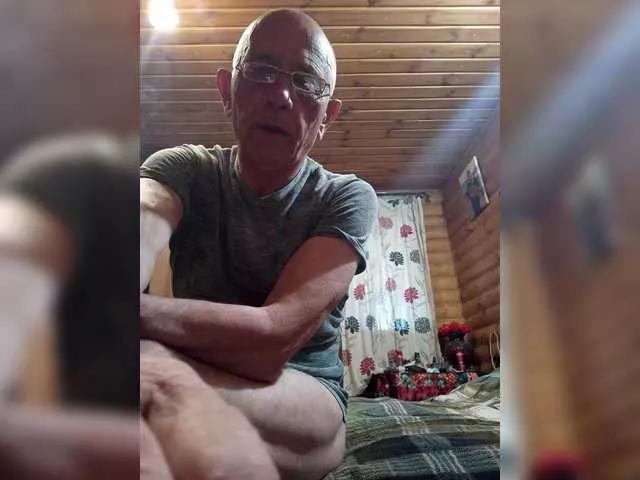 CindyXErics on BongaCams 