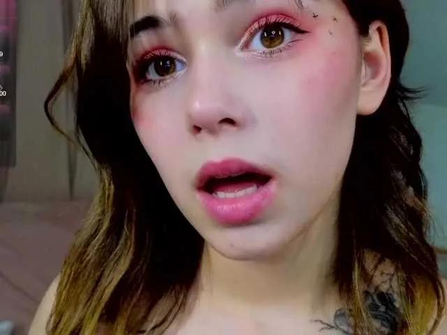 CoralineJones on BongaCams 