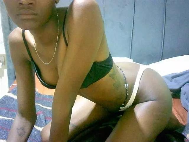 CREAMYSWEET on BongaCams 