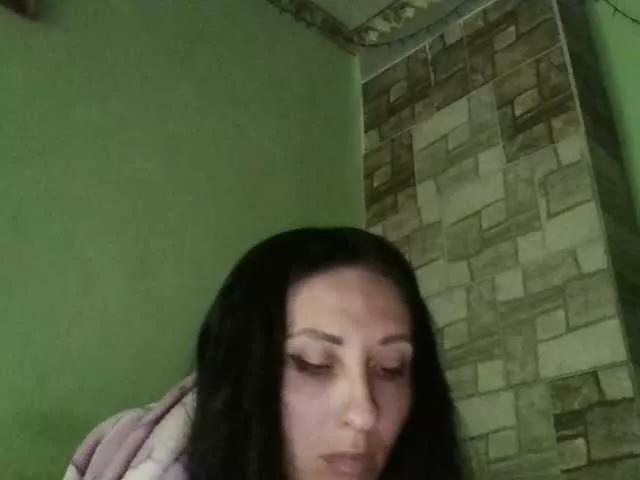 CrystalFoxy on BongaCams 