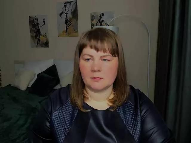 CrystalStar on BongaCams 
