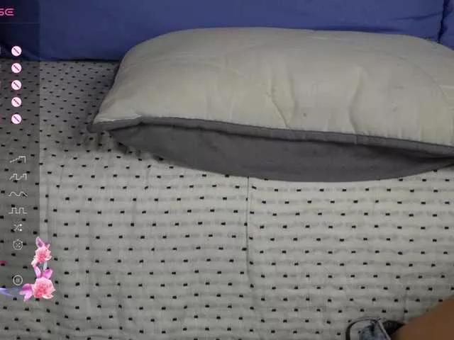 curlysexi on BongaCams