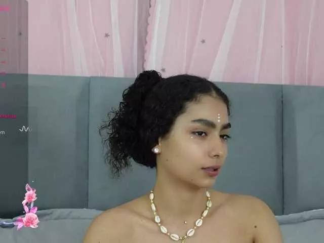 curlysexi on BongaCams