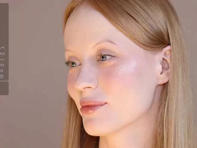 CuteShine on BongaCams 