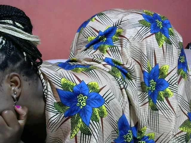 Cutesweetness on BongaCams