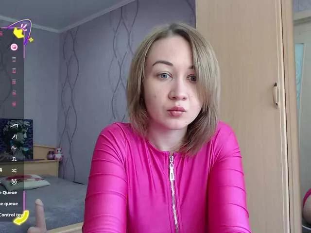 DaddysSluttyGirl on BongaCams