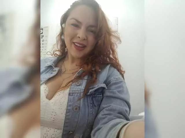 doctora-danna on BongaCams 