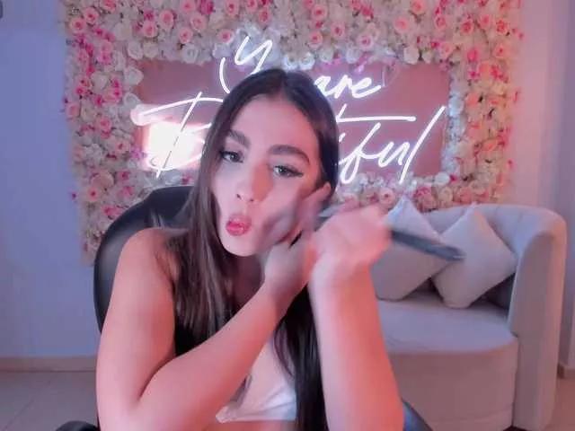 DolcieElliot on BongaCams 