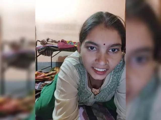 Dreams905 on BongaCams 