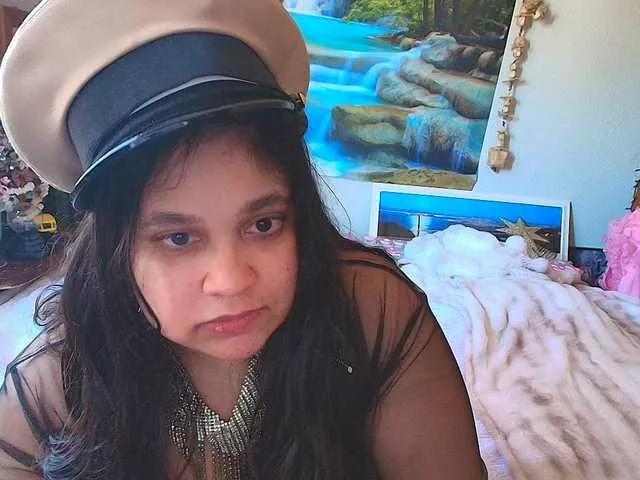 DUMBHOEMELANIE on BongaCams 