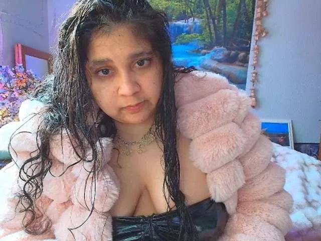 DUMBHOEMELANIE on BongaCams 