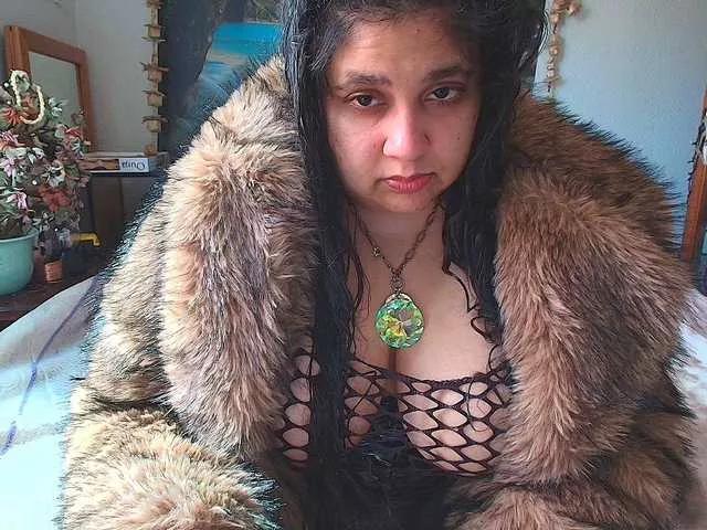 DUMBHOEMELANIE on BongaCams 