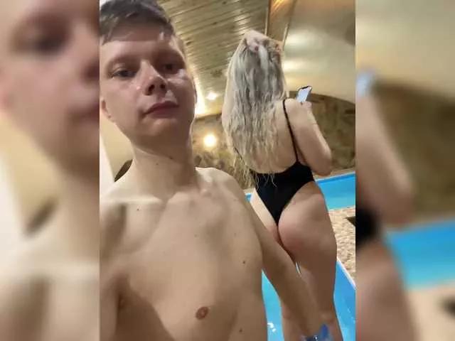 ElenaSativa on BongaCams 
