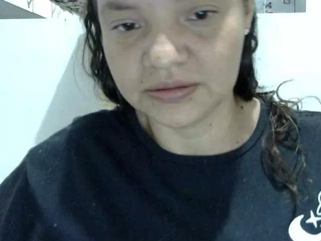 ElizabethMart on BongaCams 