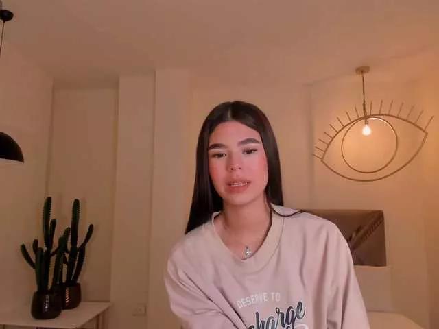 EllieScott on BongaCams 
