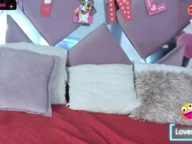 emmyymiller1 on BongaCams 