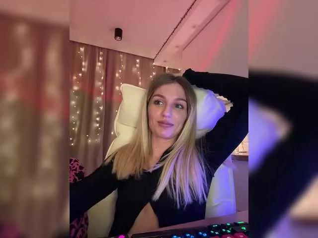 EnlivenLuv on BongaCams 