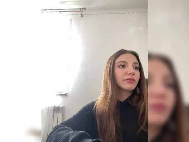 Evelonelfi on BongaCams