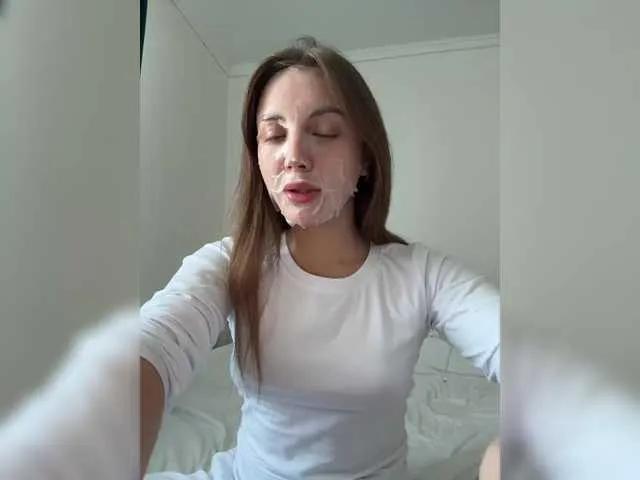 Evelonelfi on BongaCams
