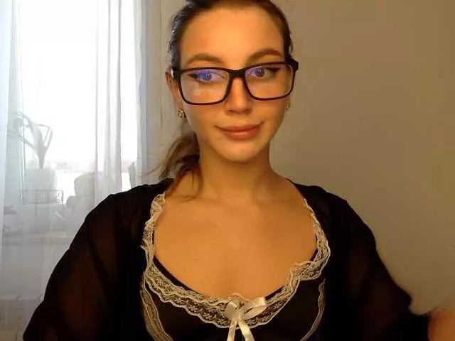 Evelonelfi on BongaCams