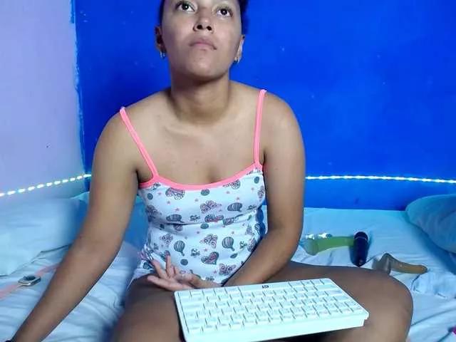 Franci-hot4 on BongaCams 