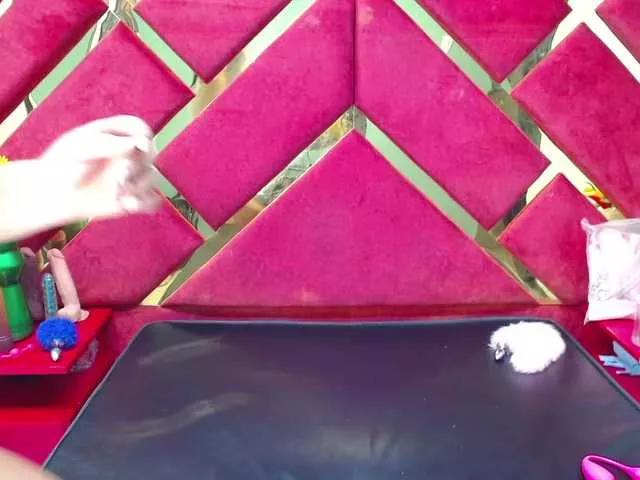 FreyjaNaugthy on BongaCams 