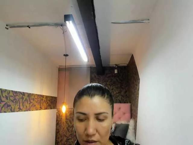 GiaFox on BongaCams 