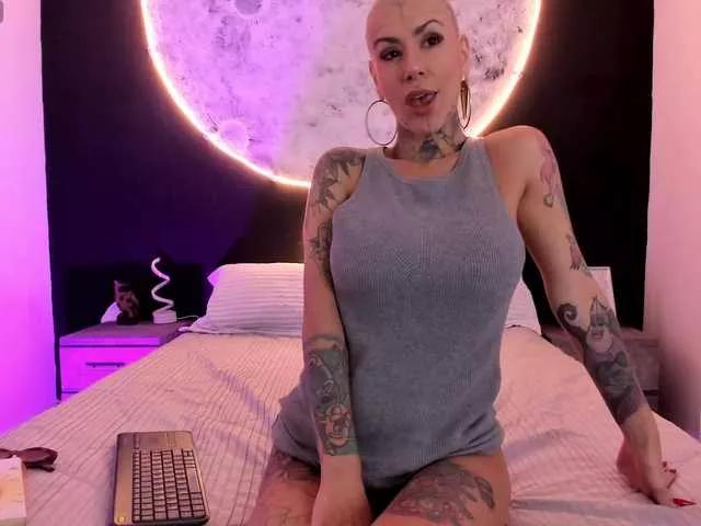 GinebraFox on BongaCams 