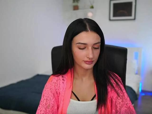 girlnextdoor19 on BongaCams 